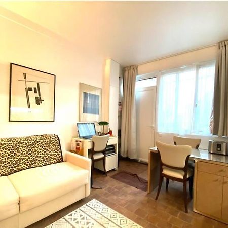 Tres Joli Studio En Plein Coeur Du 11Eme Paris Bagian luar foto