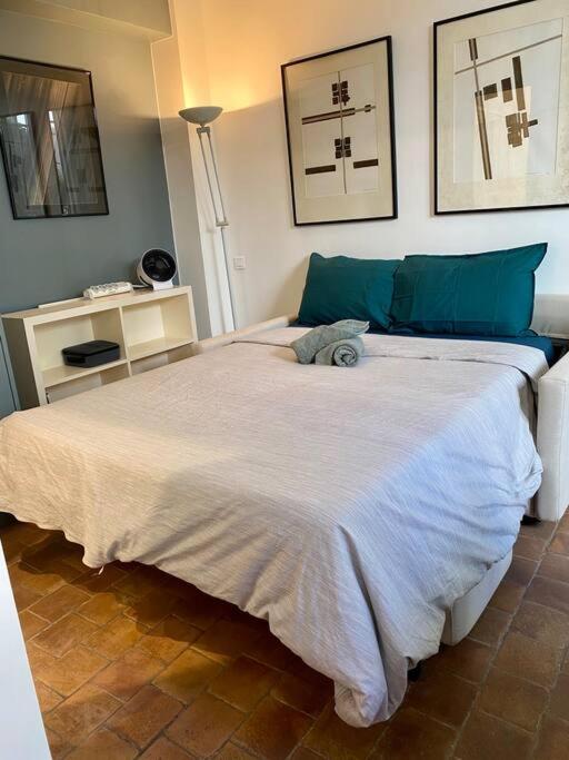 Tres Joli Studio En Plein Coeur Du 11Eme Paris Bagian luar foto